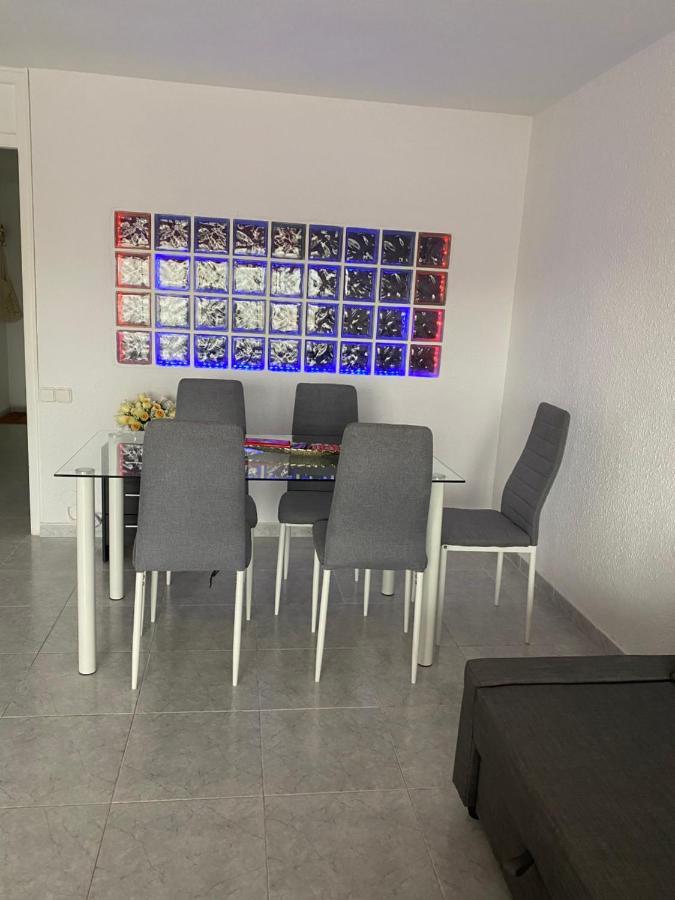 Cozy Apartment Near The Sea Alicante Exterior foto
